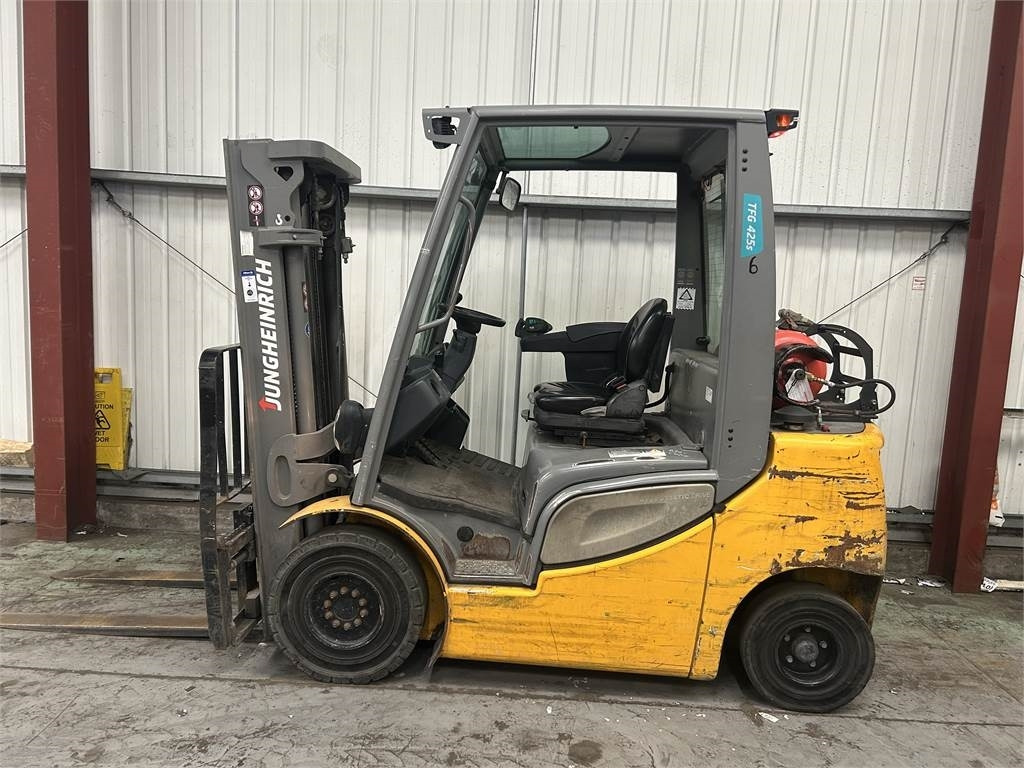 Jungheinrich TFG425S - LPG forklift: picture 1 Jungheinrich TFG425S - LPG forklift: picture 1