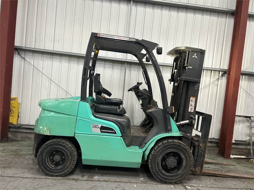 Mitsubishi FD30NT - Diesel forklift: picture 5 Mitsubishi FD30NT - Diesel forklift: picture 5