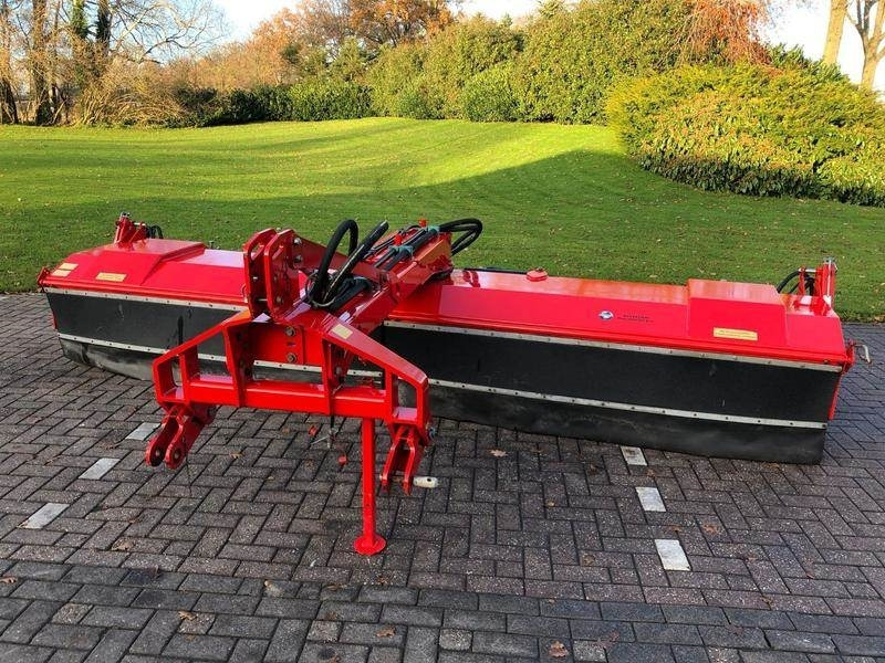Dücker SFK 4500 veegmachine - Mower: picture 1 Dücker SFK 4500 veegmachine - Mower: picture 1