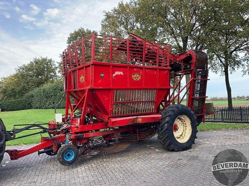 Gilles / Steenbergen / WKM Complete bietenrooi set - Beet harvester: picture 2 Gilles / Steenbergen / WKM Complete bietenrooi set - Beet harvester: picture 2