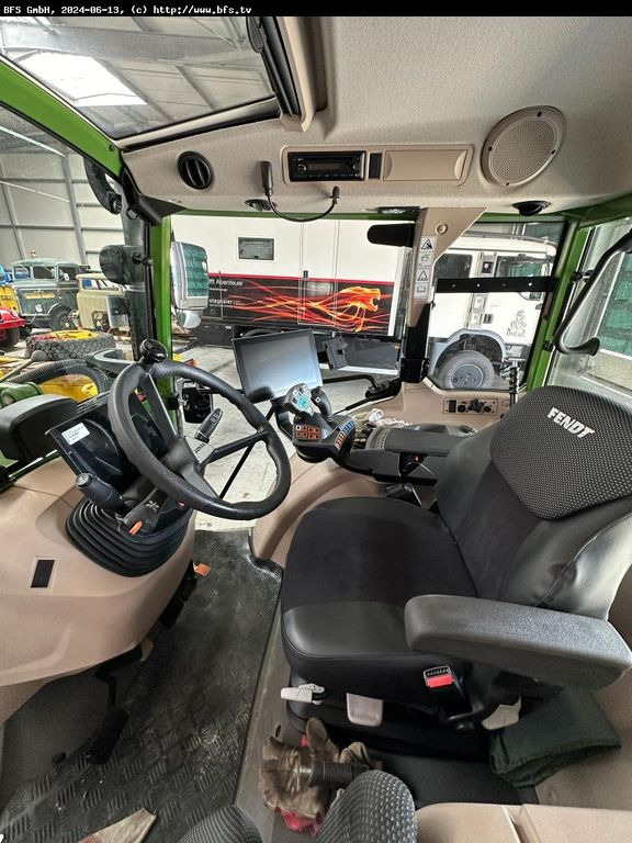Fendt Modell 211 TYP Profi Plus GEN3 RTK 250 B-Std. - Farm tractor: picture 3 Fendt Modell 211 TYP Profi Plus GEN3 RTK 250 B-Std. - Farm tractor: picture 3