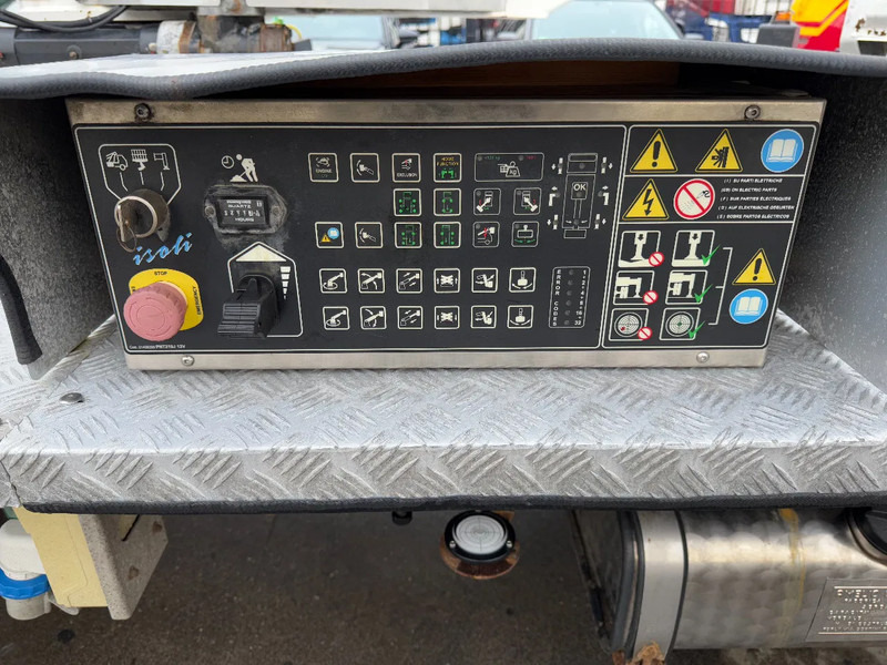 Commercial truck Nissan Cabstar 35.12 + ISOLI 21 METER AERIAL PLATFORM: picture 16 Commercial truck Nissan Cabstar 35.12 + ISOLI 21 METER AERIAL PLATFORM: picture 16