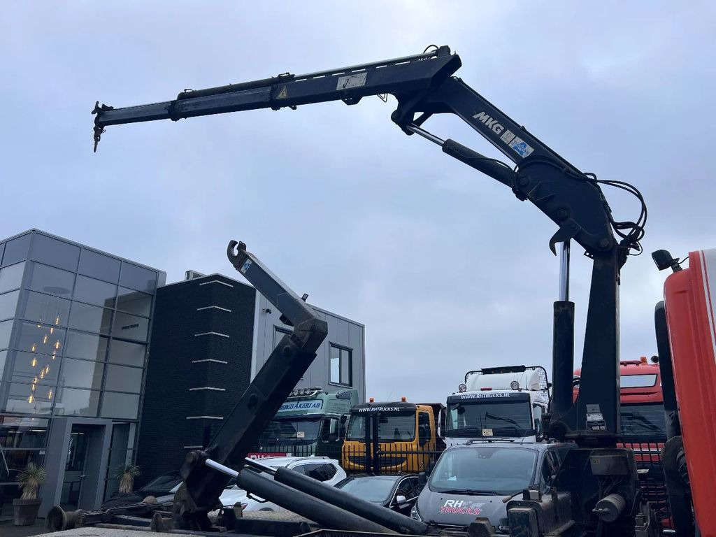 DAF CF 85.380 6X2 + MKG 141 A2 CRANE + 20 TON HOOKLI - Crane truck: picture 5 DAF CF 85.380 6X2 + MKG 141 A2 CRANE + 20 TON HOOKLI - Crane truck: picture 5