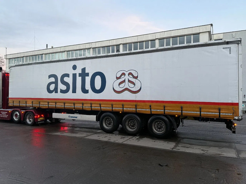 Krone WITH ALUMINIUM SIDEBOARDS, BPW AXLES, SLIDING ROOF - Curtainsider semi-trailer: picture 4 Krone WITH ALUMINIUM SIDEBOARDS, BPW AXLES, SLIDING ROOF - Curtainsider semi-trailer: picture 4