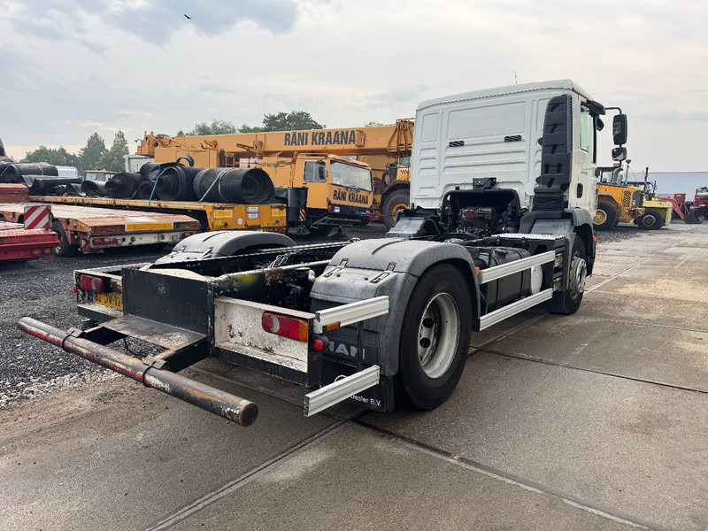 MAN TGM 18.340 4X2 EURO 5 CHASSIS - Cab chassis truck: picture 4 MAN TGM 18.340 4X2 EURO 5 CHASSIS - Cab chassis truck: picture 4