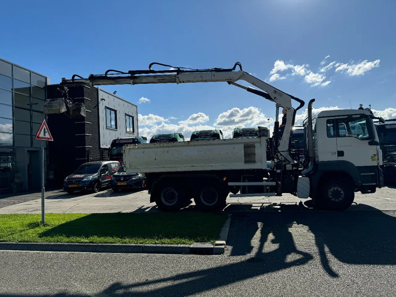 MAN TGS 26.400 6X4 HIAB 166D + REMOTE CONTROL + 2 WAYS KIPPER TÜV TILL 07-2025 - Tipper, Crane truck: picture 5 MAN TGS 26.400 6X4 HIAB 166D + REMOTE CONTROL + 2 WAYS KIPPER TÜV TILL 07-2025 - Tipper, Crane truck: picture 5