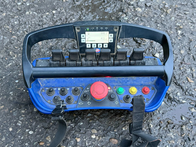 Tipper, Crane truck MAN TGS 35.480 8X4 + HMF 2420-K3 REMOTE + TIPPER: picture 6 Tipper, Crane truck MAN TGS 35.480 8X4 + HMF 2420-K3 REMOTE + TIPPER: picture 6