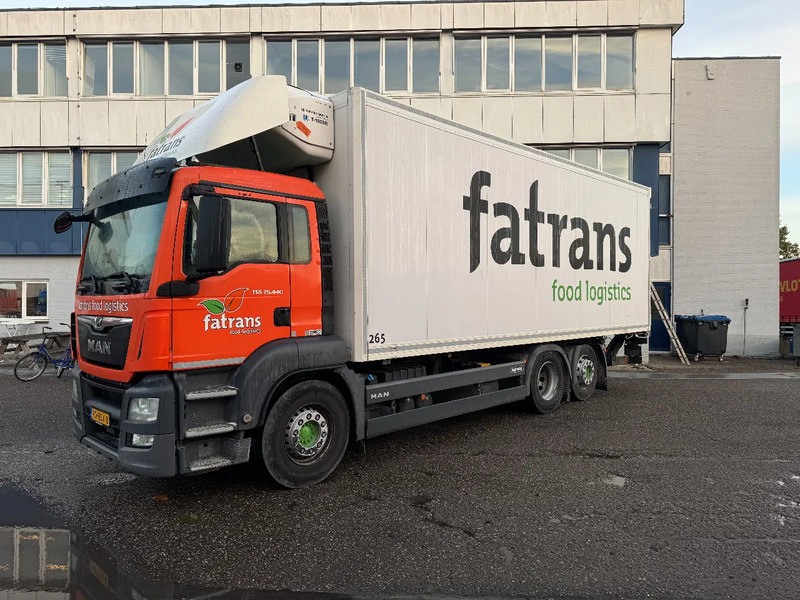 MAN TGS 6X2 STEERING AXLE THERMO KING T 1000R TÜV MOT TILL 05-26 - Refrigerator truck: picture 1 MAN TGS 6X2 STEERING AXLE THERMO KING T 1000R TÜV MOT TILL 05-26 - Refrigerator truck: picture 1