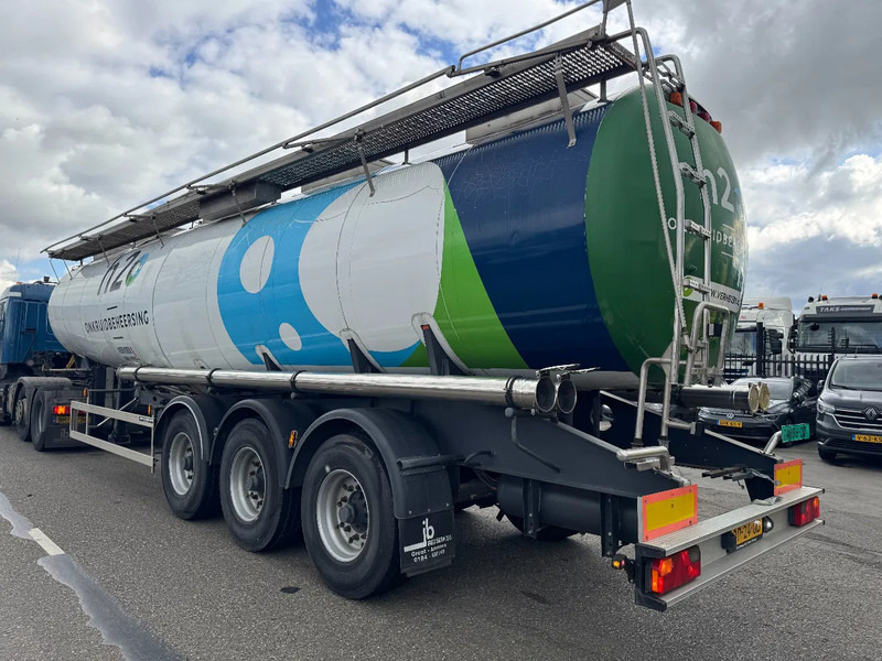 Magyar SR 3 MEB - 3 AXLE BPW + 5 COMP. + TÜV 03-2026 - Tanker semi-trailer: picture 4 Magyar SR 3 MEB - 3 AXLE BPW + 5 COMP. + TÜV 03-2026 - Tanker semi-trailer: picture 4