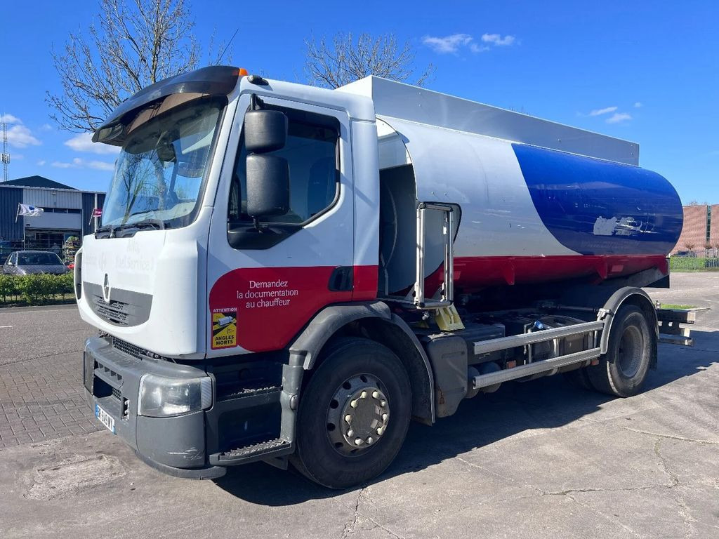 Renault Premium 270 ADR 4X2 EURO 5 EEV TANKWAGEN - 4 CHA - Tanker truck: picture 3 Renault Premium 270 ADR 4X2 EURO 5 EEV TANKWAGEN - 4 CHA - Tanker truck: picture 3