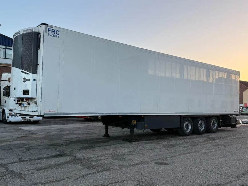 Schmitz Cargobull SKO THERMO KING SLX300 DISC BRAKES DOPPELSTOCK - Refrigerator semi-trailer: picture 1 Schmitz Cargobull SKO THERMO KING SLX300 DISC BRAKES DOPPELSTOCK - Refrigerator semi-trailer: picture 1