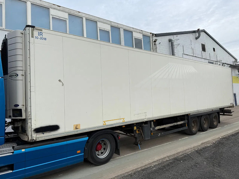 Schmitz Cargobull Schmitz Cargobull PRICES FROM €6950 TO €8950,- 40 X CARRIER 1850 MT D/E SAF AXELS - Refrigerator semi-trailer: picture 1 Schmitz Cargobull Schmitz Cargobull PRICES FROM €6950 TO €8950,- 40 X CARRIER 1850 MT D/E SAF AXELS - Refrigerator semi-trailer: picture 1