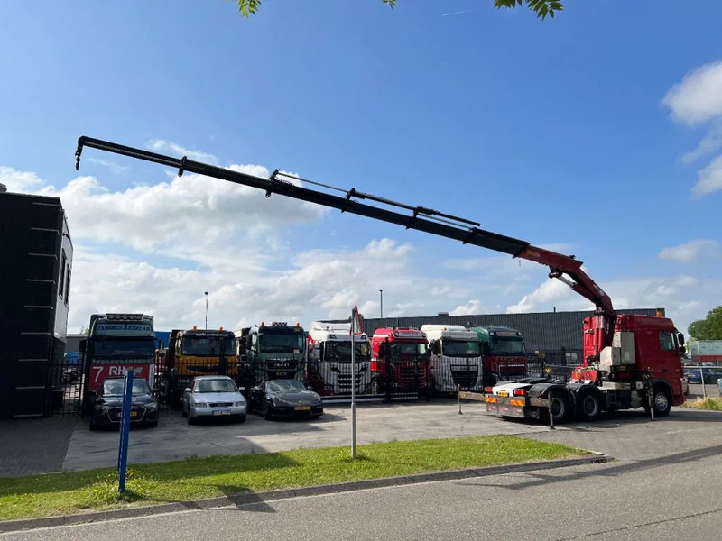 DAF XF 105.460 6X4 EURO 5 + HMF 4220 K6 + REMOTE CONTROL + RETARDER - Tractor truck: picture 5 DAF XF 105.460 6X4 EURO 5 + HMF 4220 K6 + REMOTE CONTROL + RETARDER - Tractor truck: picture 5