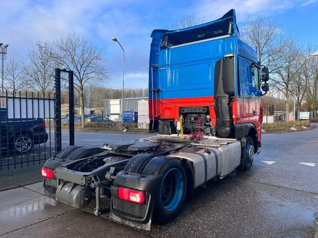 DAF XF 440 SC 4X2 MEGA 757.858km - Tractor truck: picture 4 DAF XF 440 SC 4X2 MEGA 757.858km - Tractor truck: picture 4