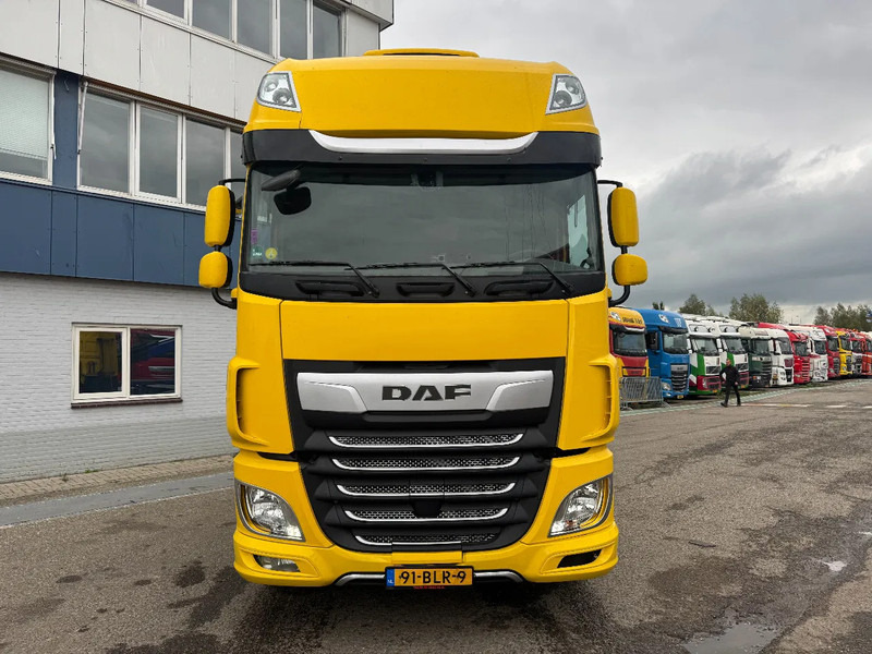 DAF XF 450 4X2 EURO 6 RETARDER DOUBLE TANK - Tractor truck: picture 2 DAF XF 450 4X2 EURO 6 RETARDER DOUBLE TANK - Tractor truck: picture 2