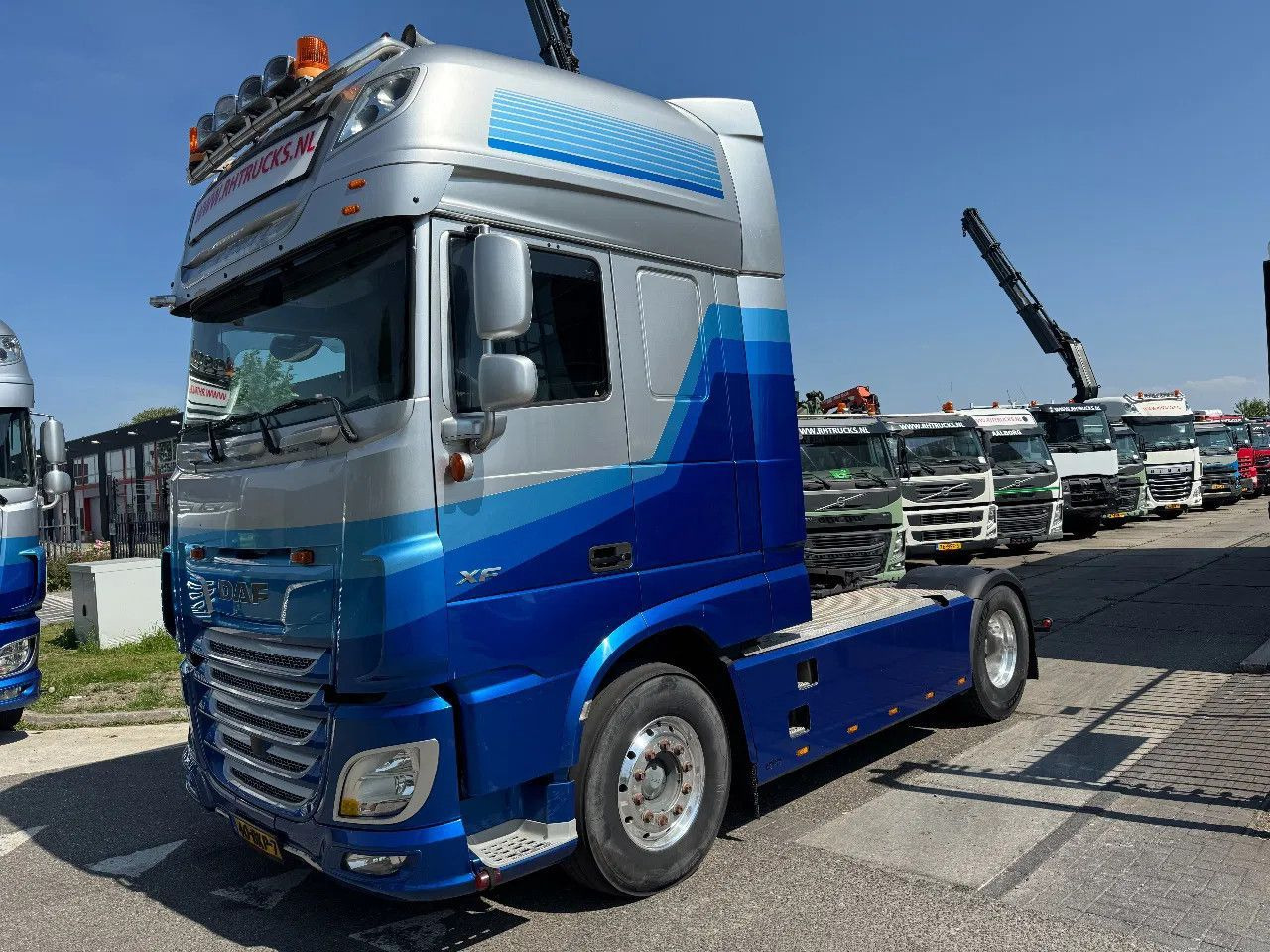 DAF XF 480 4X2 EURO 6 SKIRTS STANDKLIMA HYDRAULIC - Tractor truck: picture 2 DAF XF 480 4X2 EURO 6 SKIRTS STANDKLIMA HYDRAULIC - Tractor truck: picture 2