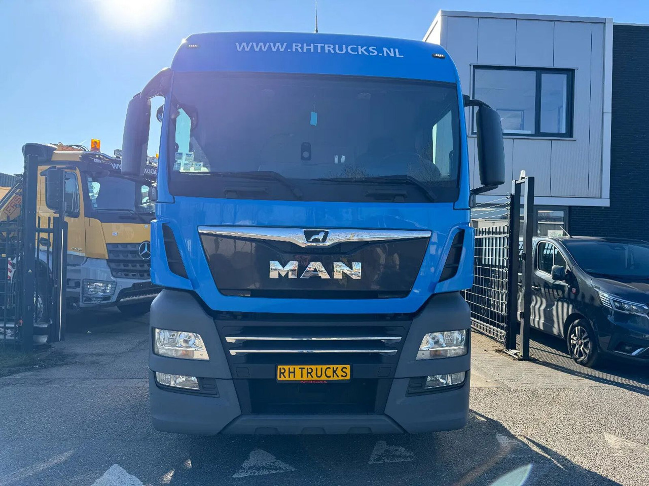 MAN TGX 18.460 4X2 - EURO 6 + TÜV 02-2026 - Tractor truck: picture 2 MAN TGX 18.460 4X2 - EURO 6 + TÜV 02-2026 - Tractor truck: picture 2