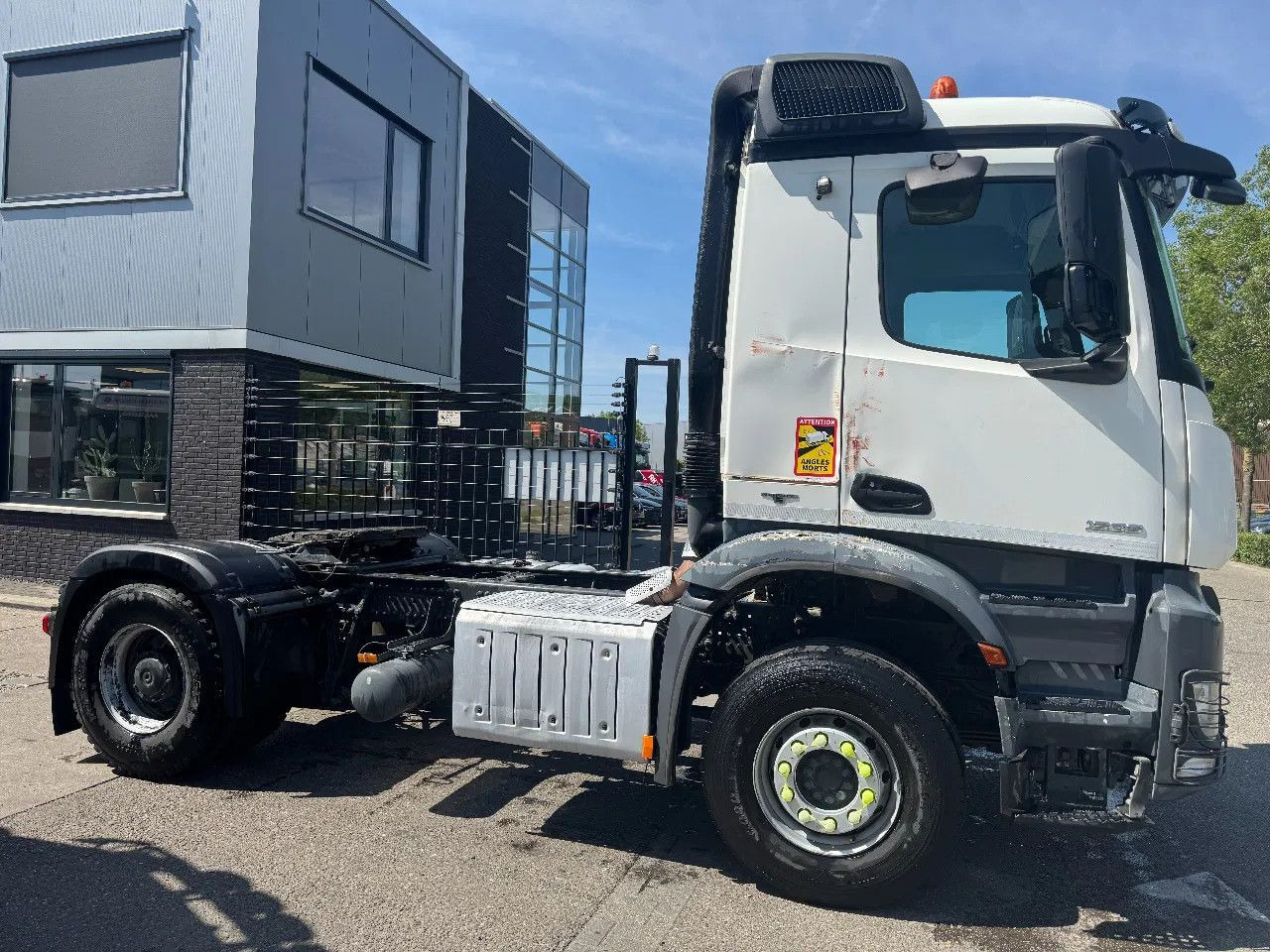 Mercedes-Benz Arocs 1939 4X2 EURO 6 HUB REDUCTION - Tractor truck: picture 4 Mercedes-Benz Arocs 1939 4X2 EURO 6 HUB REDUCTION - Tractor truck: picture 4