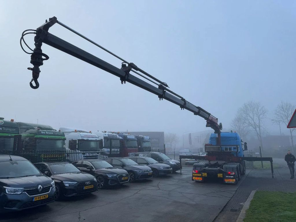 Scania P450 6X2 - EURO 6 + HMF 2620-K5 + REMOTE + LIFT - Tractor truck: picture 4 Scania P450 6X2 - EURO 6 + HMF 2620-K5 + REMOTE + LIFT - Tractor truck: picture 4