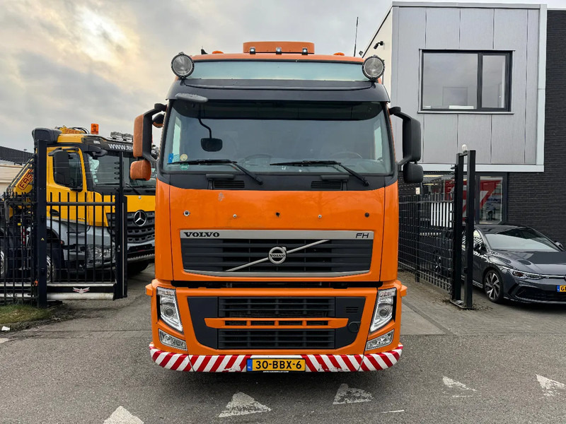 Volvo FH 500 8X2 - EURO 5 + LIFT/STEERING AXLE + TÜV 09-2025 - Tractor truck: picture 2 Volvo FH 500 8X2 - EURO 5 + LIFT/STEERING AXLE + TÜV 09-2025 - Tractor truck: picture 2