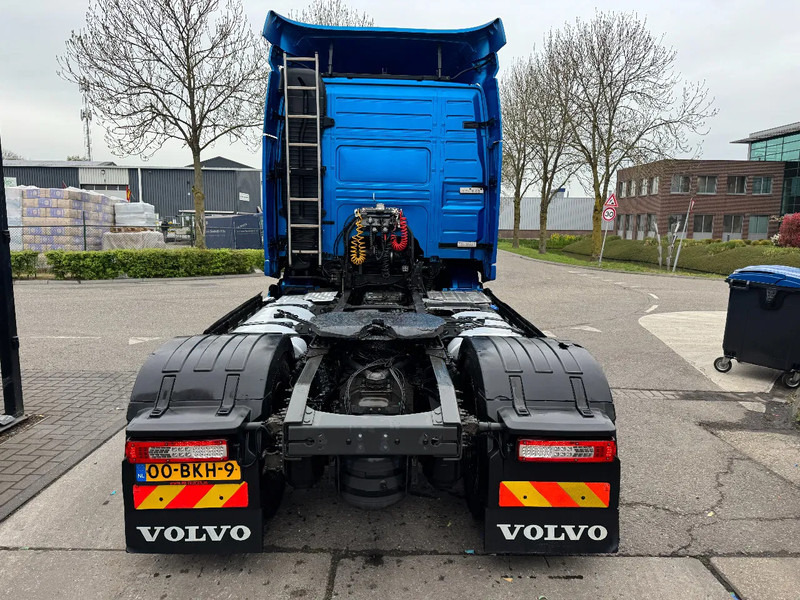 Volvo FM 370 4X2 EURO 6 SKIRTS SPOILERS I-SHIFT - Tractor truck: picture 5 Volvo FM 370 4X2 EURO 6 SKIRTS SPOILERS I-SHIFT - Tractor truck: picture 5