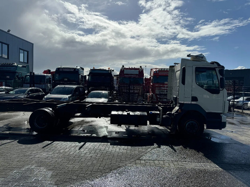 Volvo FL 240 4X2 - EURO 5 CHASSIS - Cab chassis truck: picture 4 Volvo FL 240 4X2 - EURO 5 CHASSIS - Cab chassis truck: picture 4