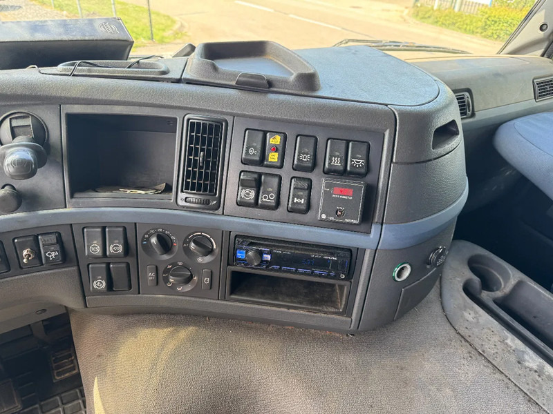 Volvo FM 440 8X4 EURO 5 + CABELLIFT TIPPER leasing Volvo FM 440 8X4 EURO 5 + CABELLIFT TIPPER: picture 15 Volvo FM 440 8X4 EURO 5 + CABELLIFT TIPPER leasing Volvo FM 440 8X4 EURO 5 + CABELLIFT TIPPER: picture 15