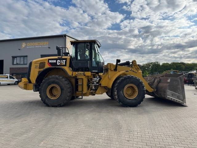 CAT 966 M - Wheel loader: picture 1 CAT 966 M - Wheel loader: picture 1