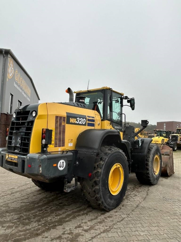 Komatsu WA 320 - Wheel loader: picture 2 Komatsu WA 320 - Wheel loader: picture 2