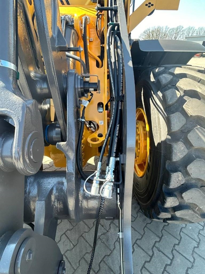 Volvo L 90 H - Wheel loader: picture 5 Volvo L 90 H - Wheel loader: picture 5