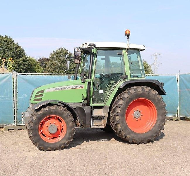 Fendt 307 C - Farm tractor: picture 1 Fendt 307 C - Farm tractor: picture 1