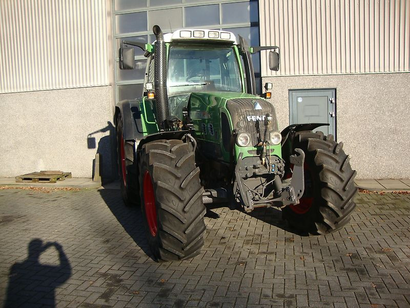 Fendt Fendt 714 Vario TMS - Farm tractor: picture 2 Fendt Fendt 714 Vario TMS - Farm tractor: picture 2
