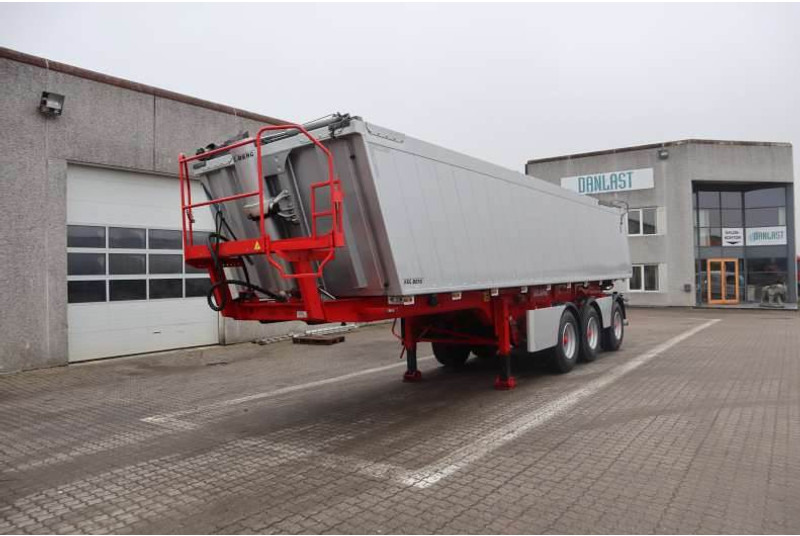 KEL-BERG 31 m³ - Semi-trailer: picture 1 KEL-BERG 31 m³ - Semi-trailer: picture 1