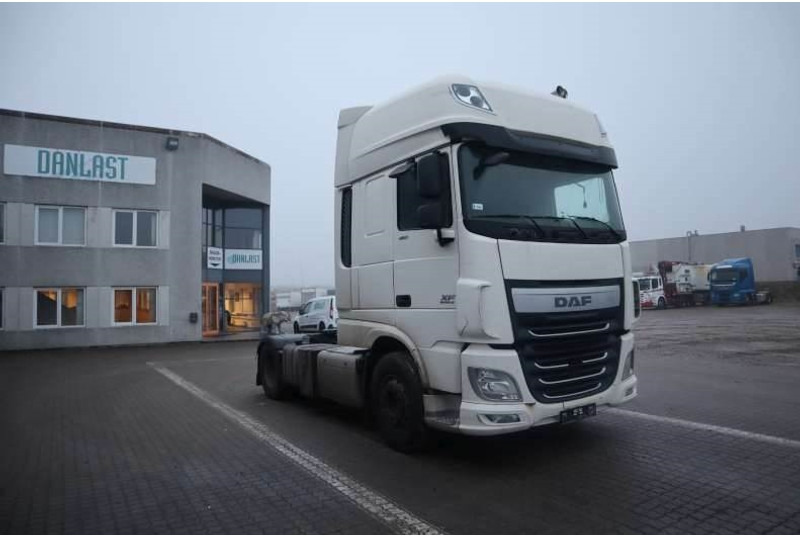 DAF XF 460 EURO 6 - Tractor truck: picture 2 DAF XF 460 EURO 6 - Tractor truck: picture 2