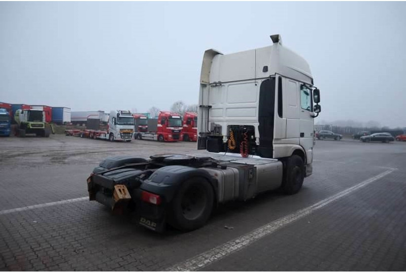 DAF XF 460 EURO 6 - Tractor truck: picture 3 DAF XF 460 EURO 6 - Tractor truck: picture 3