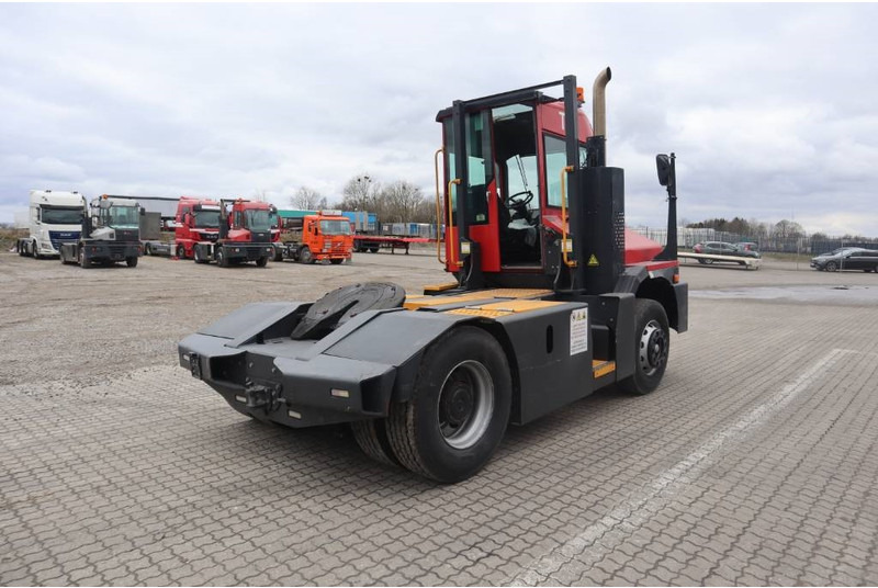 Kalmar Terminal tractor / Terminal-Zugmaschine / - Tractor truck: picture 2 Kalmar Terminal tractor / Terminal-Zugmaschine / - Tractor truck: picture 2