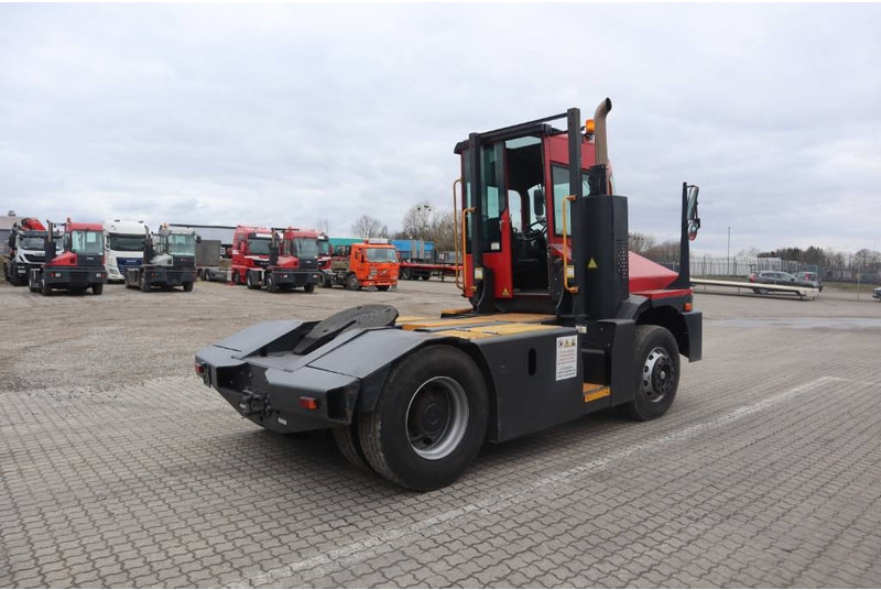 Kalmar Terminal tractor / Terminal-Zugmaschine / - Tractor truck: picture 2 Kalmar Terminal tractor / Terminal-Zugmaschine / - Tractor truck: picture 2