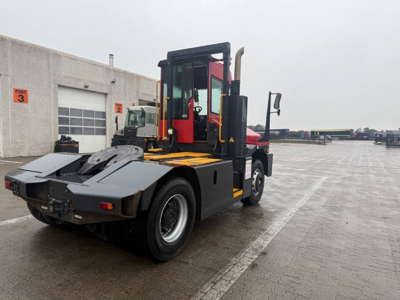 Kalmar Terminal tractor / Terminal-Zugmaschine / - Tractor truck: picture 3 Kalmar Terminal tractor / Terminal-Zugmaschine / - Tractor truck: picture 3