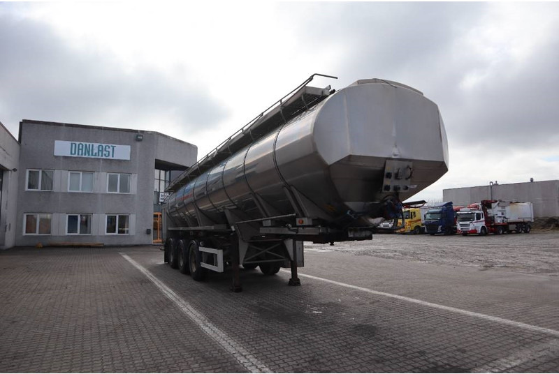 VM TARM Tank trailer / tankauflieger - Tanker semi-trailer: picture 1 VM TARM Tank trailer / tankauflieger - Tanker semi-trailer: picture 1