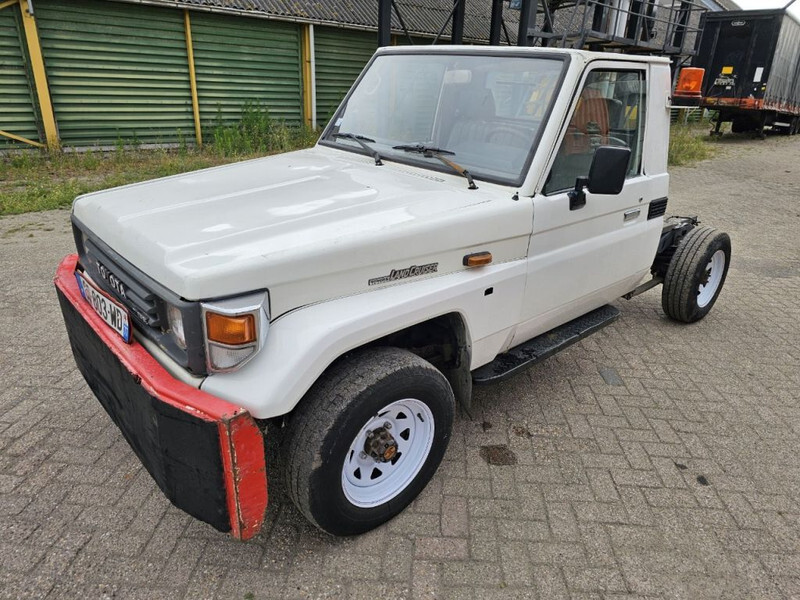 Toyota Land Cruiser LB71MOD - Commercial truck: picture 1 Toyota Land Cruiser LB71MOD - Commercial truck: picture 1