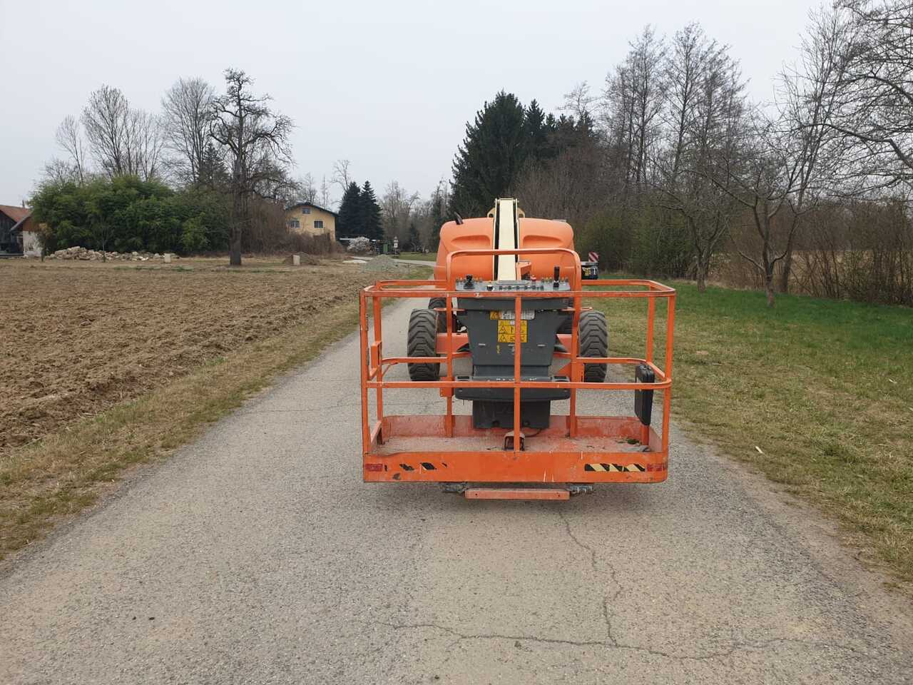 Telescopic boom JLG 400 S: picture 6