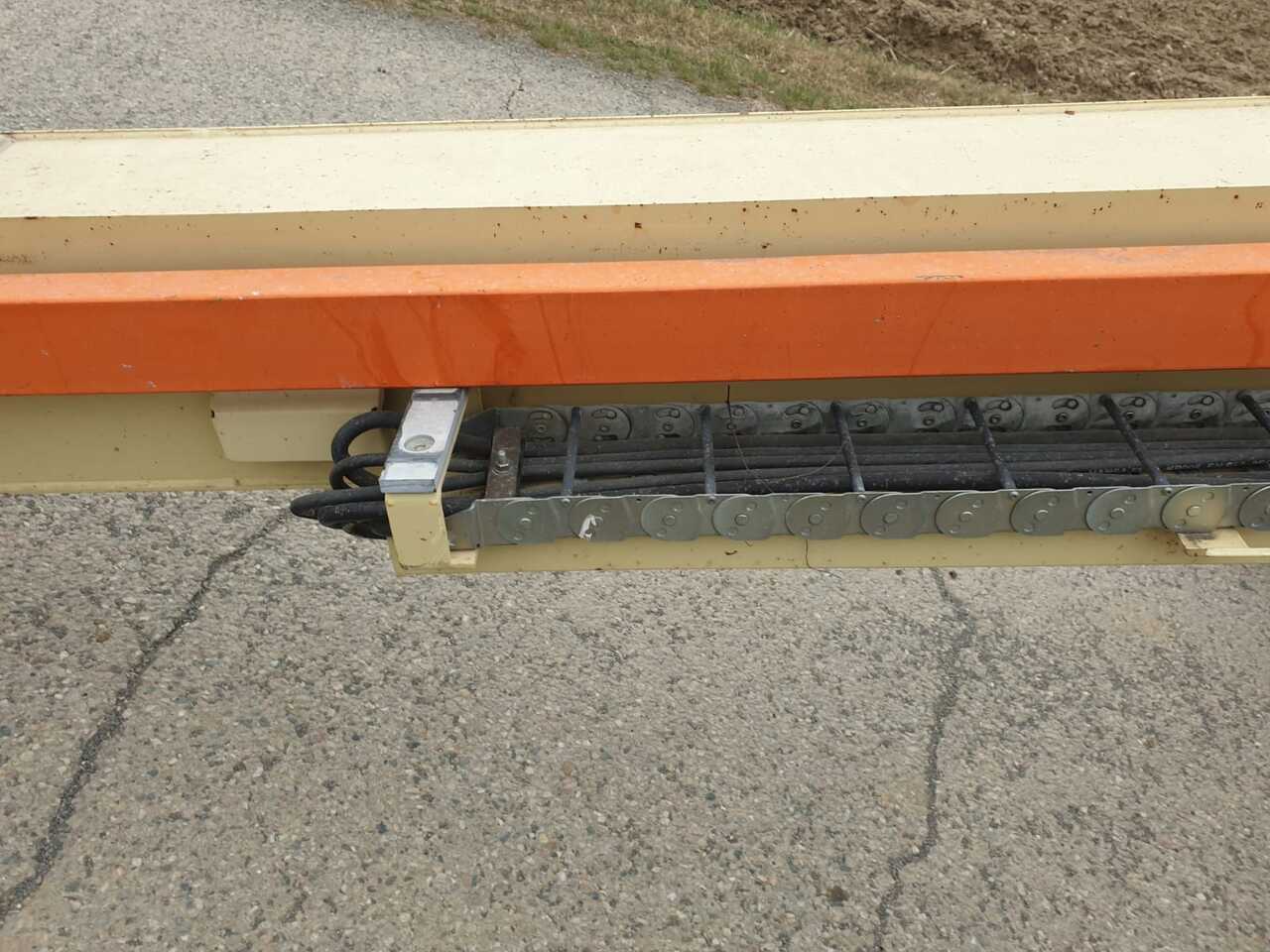 Telescopic boom JLG 400 S: picture 10