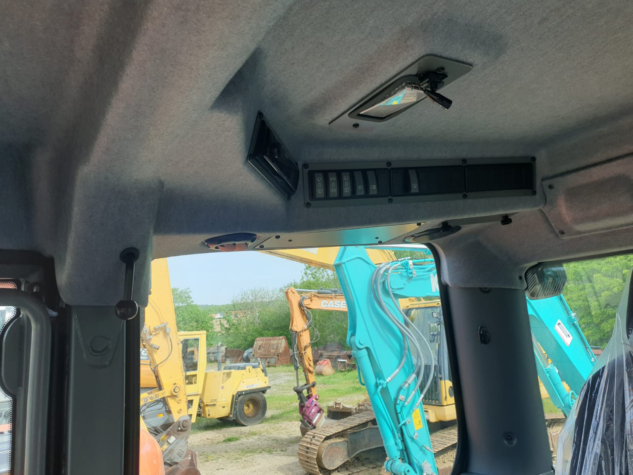 Bulldozer LIEBHERR PR 726 05 LGP: picture 18