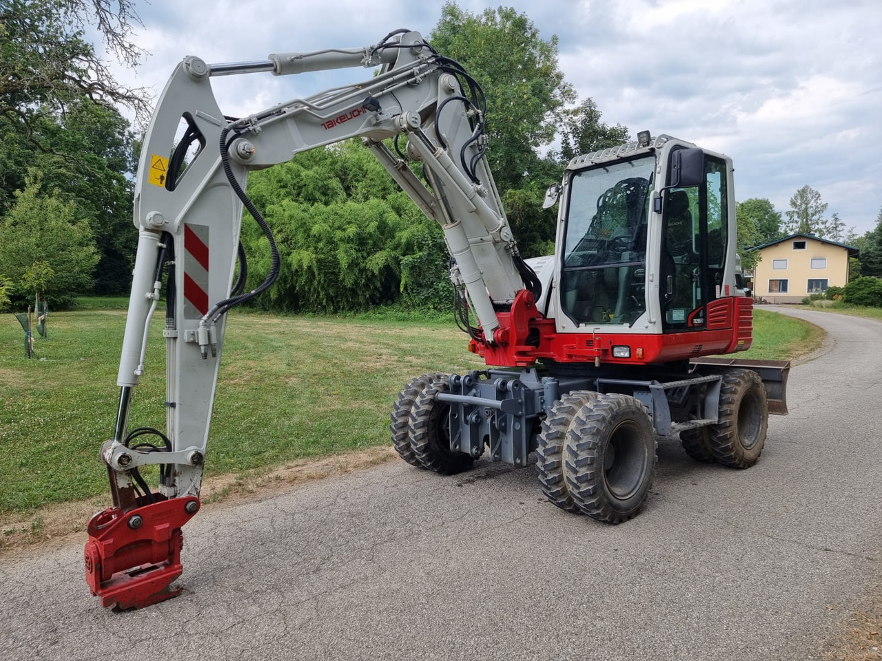 Takeuchi TB 295 W - Wheel excavator: picture 3 Takeuchi TB 295 W - Wheel excavator: picture 3