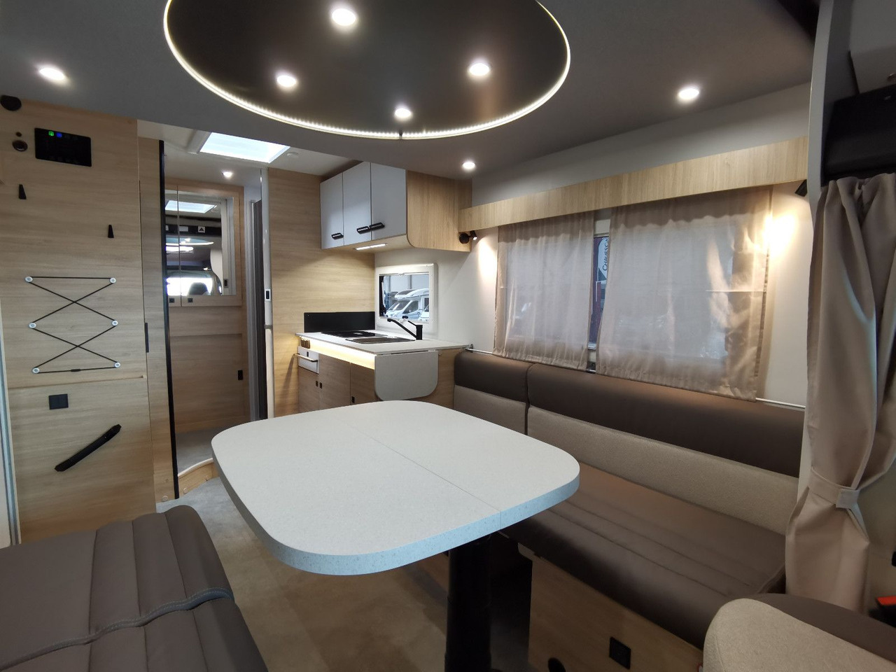 Semi-integrated motorhome Chausson 640 ULTIMATE / -2026- / 140PS-8G. / XXL- HUBBETT: picture 13