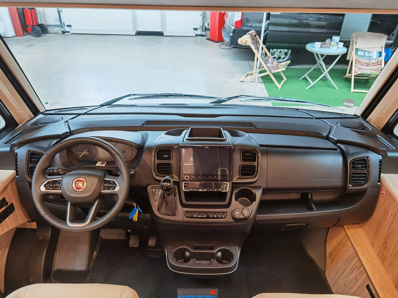 Integrated motorhome Eura Mobil INTEGRA LINE 720 EF / 180PS-9G-40H/ EINZELBETTEN: picture 10