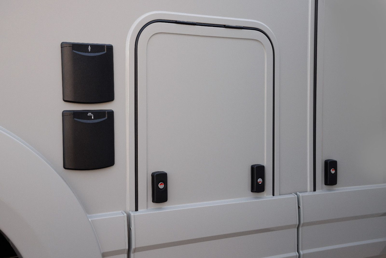 Integrated motorhome Eura Mobil INTEGRA LINE GT 726 EF / MB 170PS-9G / MOD.2025: picture 9