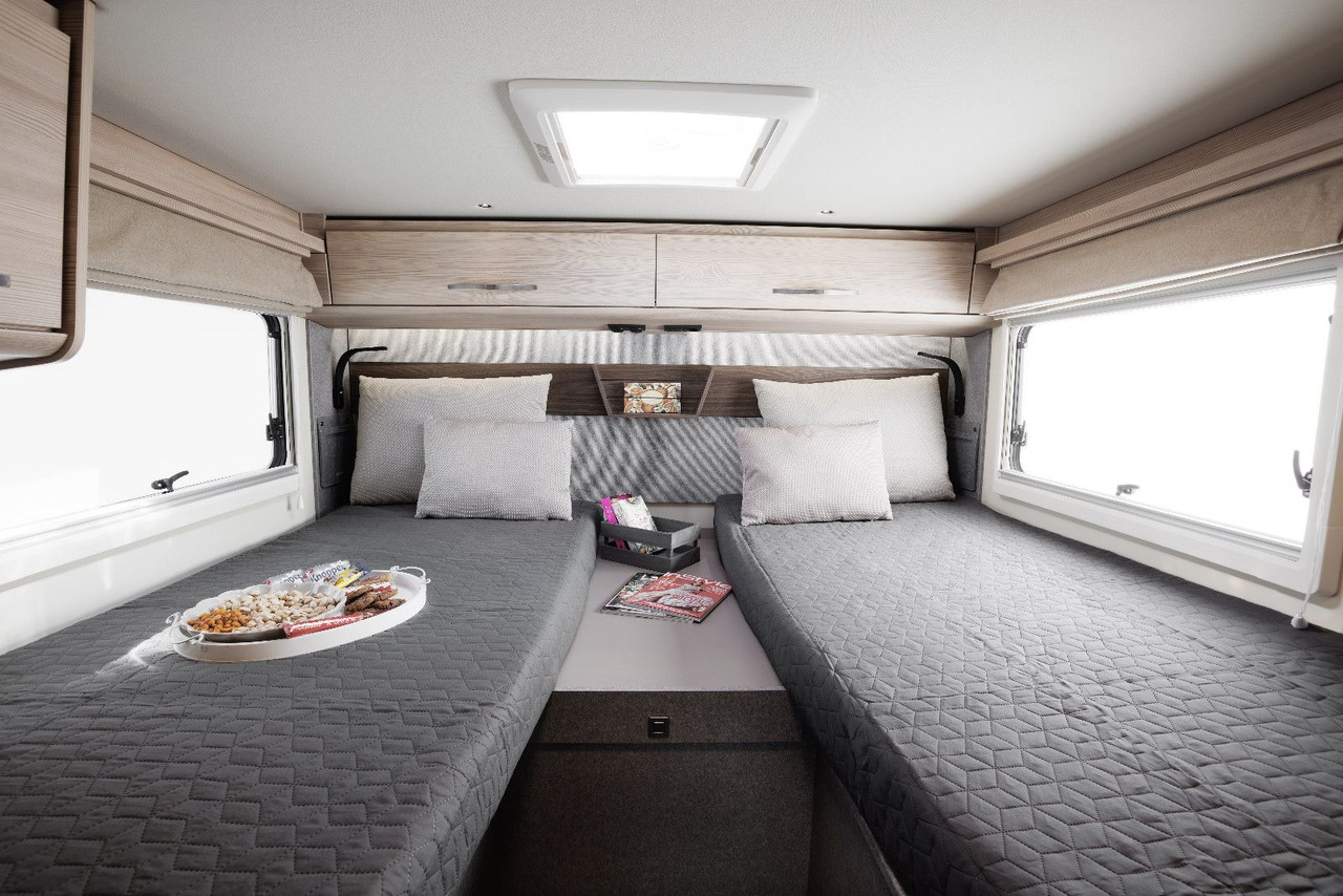 Integrated motorhome Eura Mobil INTEGRA LINE GT 726 EF / MB 170PS-9G / MOD.2025: picture 12