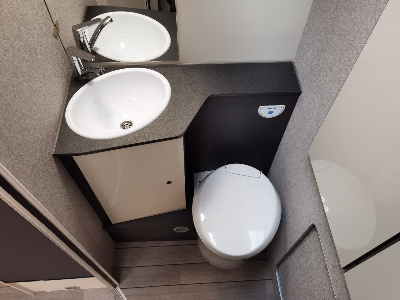 Semi-integrated motorhome Forster T 639 LF /-MODELL 2026- / XXL- HUBBETT & RAUMBAD: picture 21