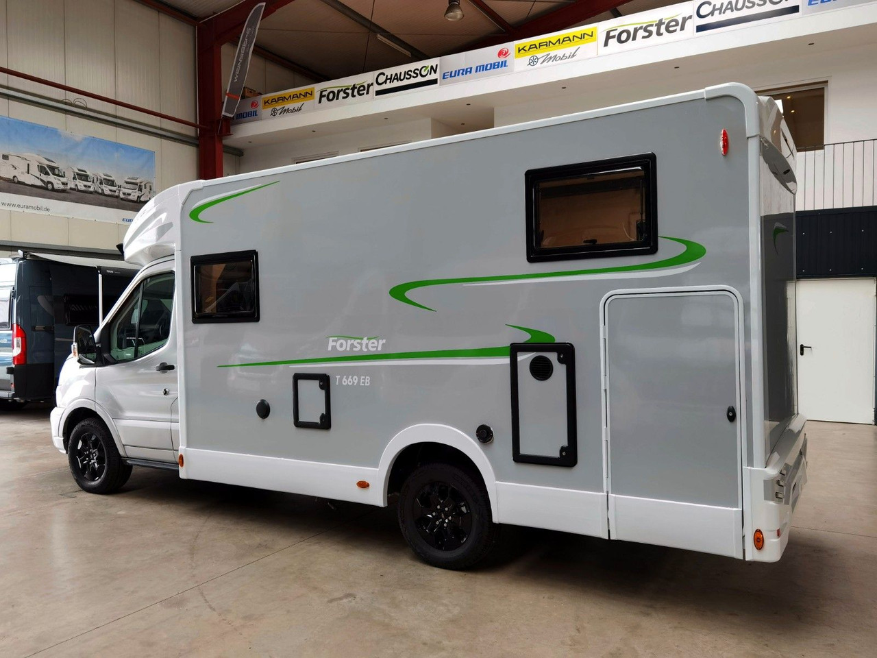 Forster T 669 EBN COUPÈ / -2025-/165PS/ SILVER - EDITION - Semi-integrated motorhome: picture 5 Forster T 669 EBN COUPÈ / -2025-/165PS/ SILVER - EDITION - Semi-integrated motorhome: picture 5